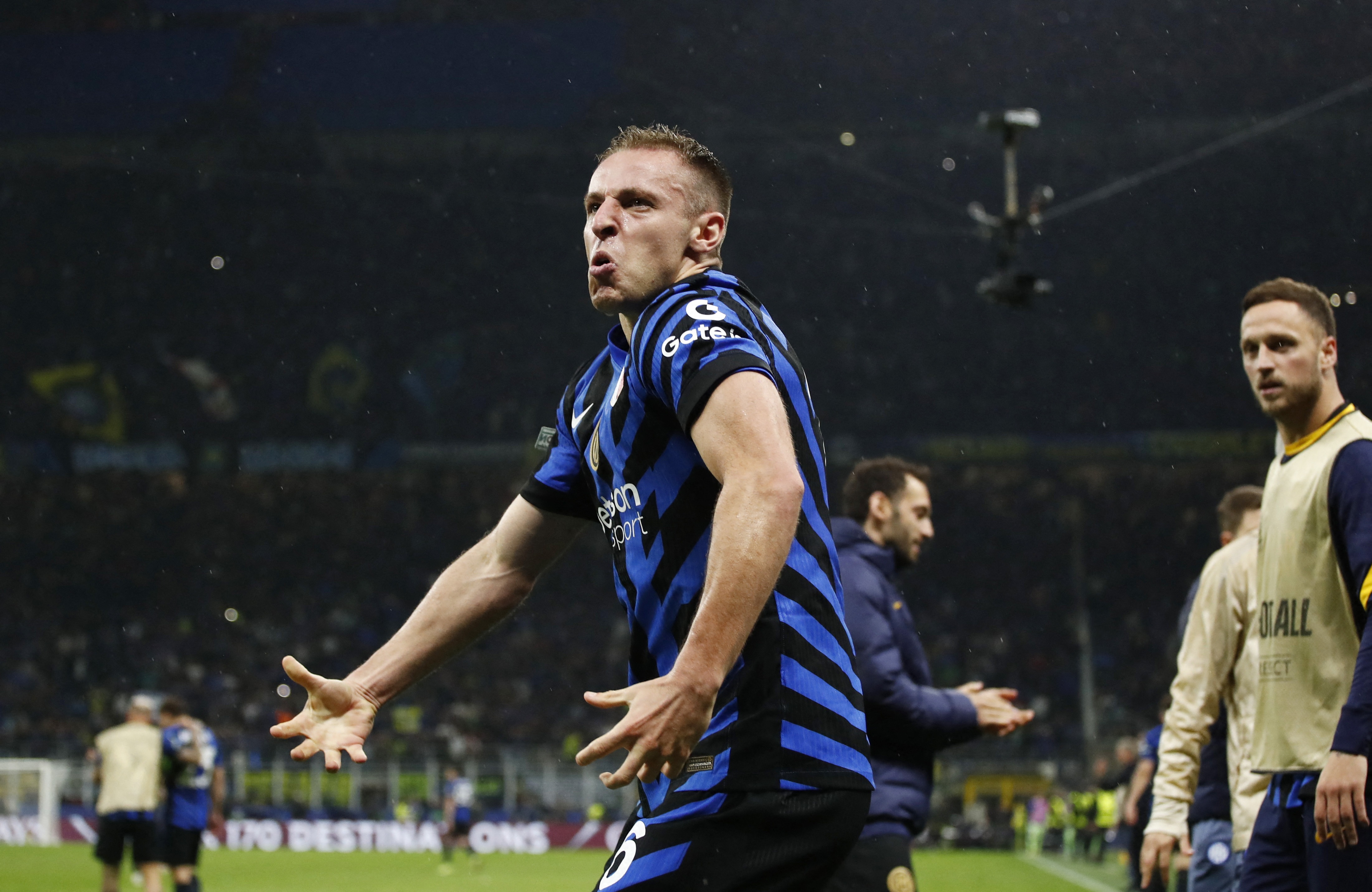 Bandao Sports-罗马诺：弗拉泰西曾无限接近登陆英超，纽卡两次接触了球员的团队